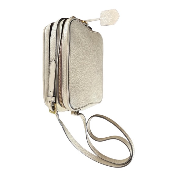 Tory Burch
Tory Burch Beige Leather Double Zip Robinson Crossbody Bag. - Picture 6 of 14